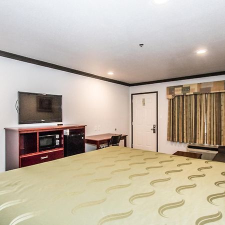 Americas Best Value Inn Fort Worth Bagian luar foto