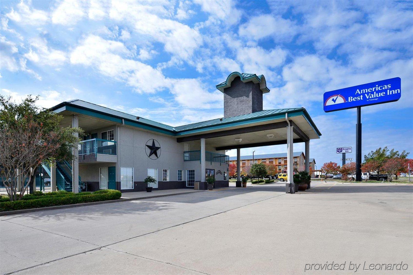 Americas Best Value Inn Fort Worth Bagian luar foto