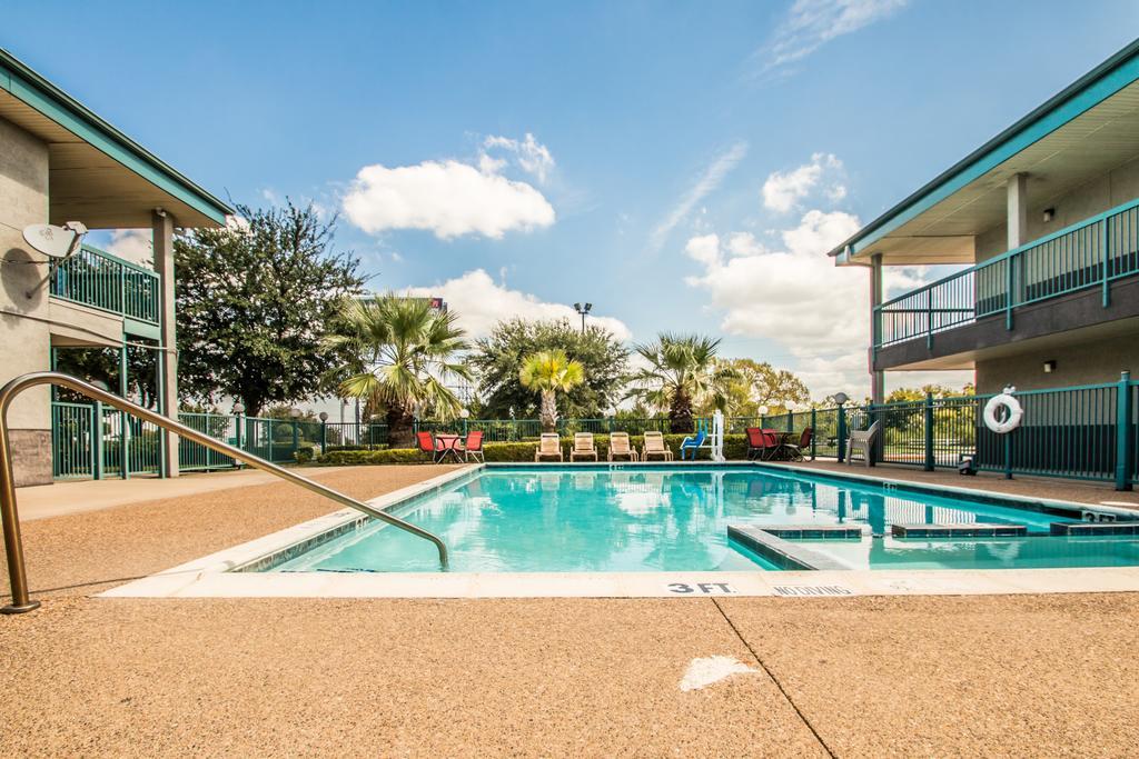 Americas Best Value Inn Fort Worth Bagian luar foto