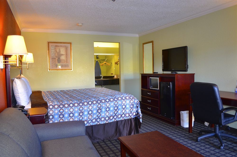 Americas Best Value Inn Fort Worth Bagian luar foto