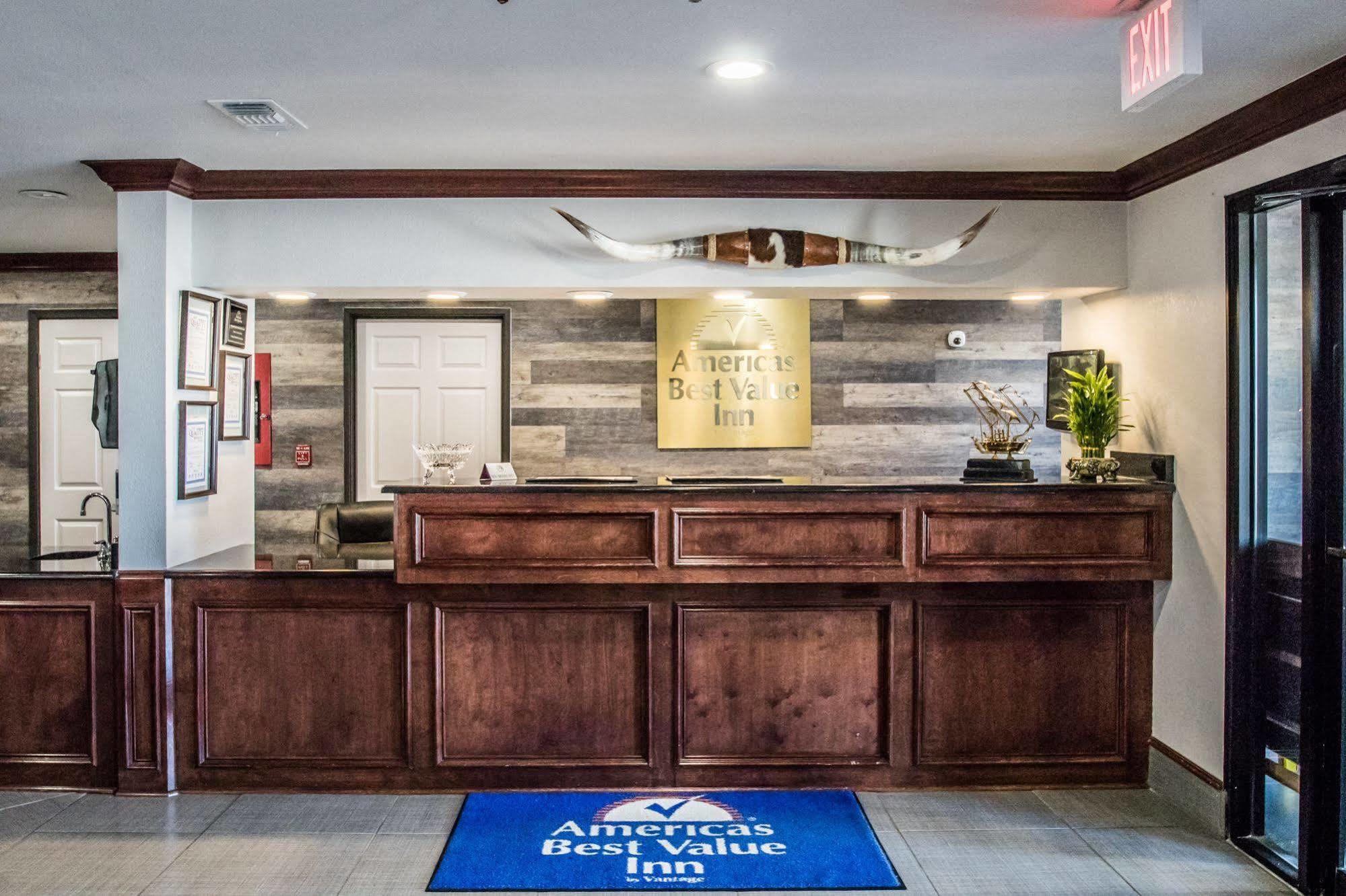 Americas Best Value Inn Fort Worth Bagian luar foto
