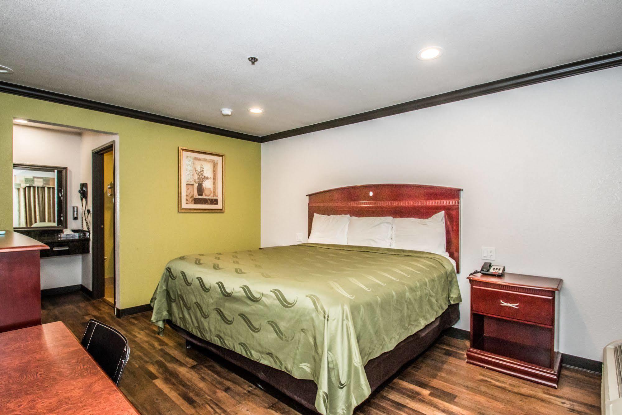 Americas Best Value Inn Fort Worth Bagian luar foto