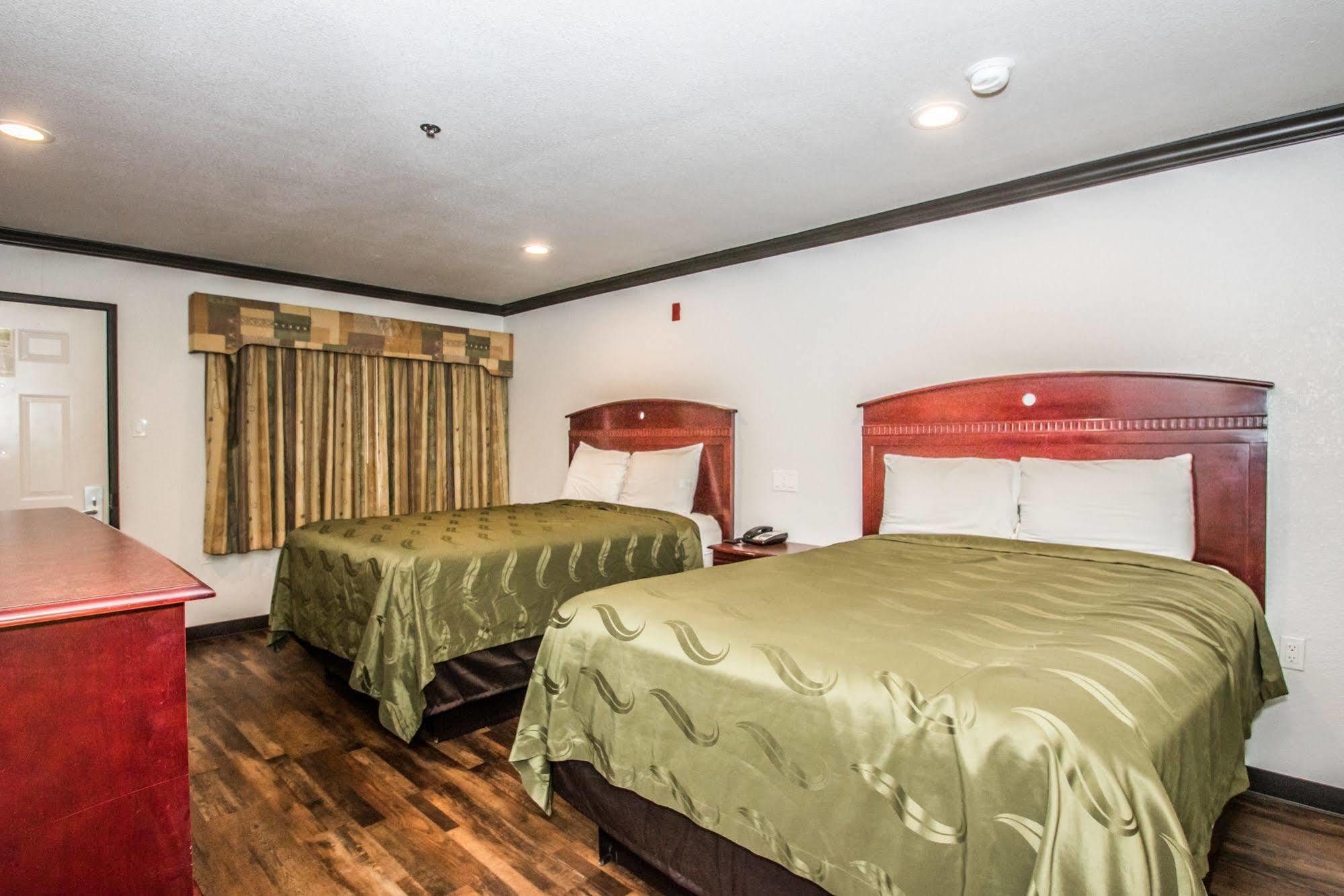 Americas Best Value Inn Fort Worth Bagian luar foto